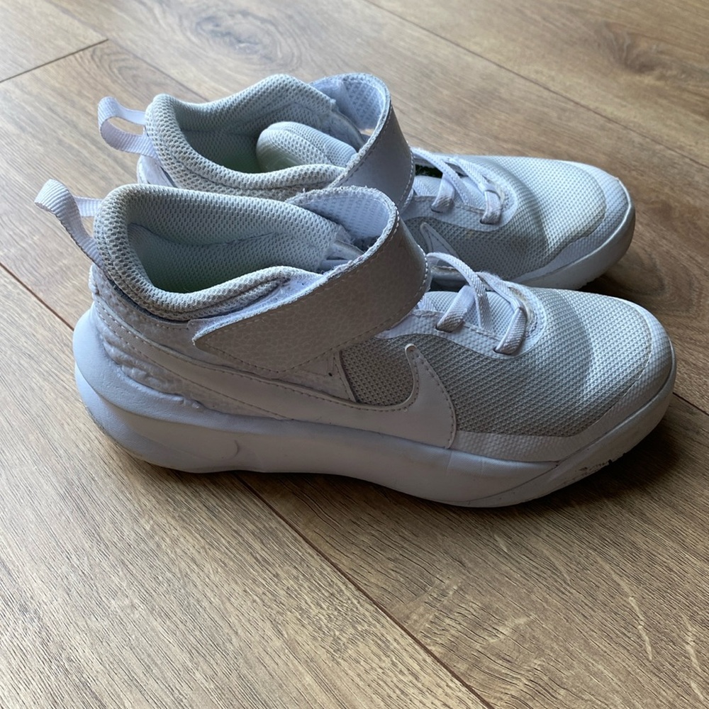 Girls 13.5C Nike Team Hustle D 20 Dream